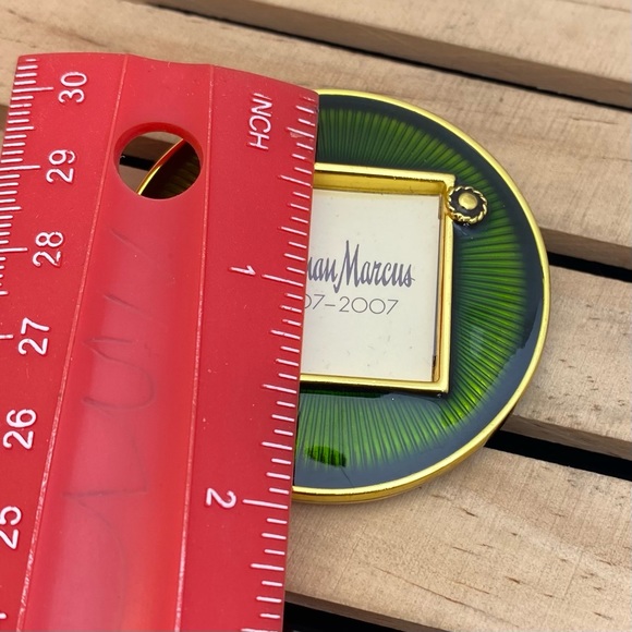 Neiman Marcus Frame by Jay Strongwater - Picture 3 of 4